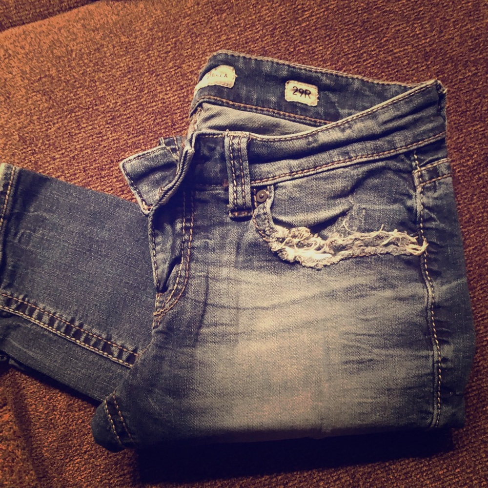 BLE Skinny Jeans! Like new!